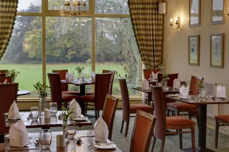 Knights Hill Hotel & Spa