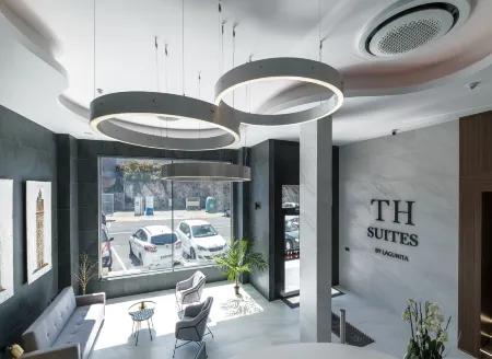 TH Apartments by Como en Casa Отели рядом с достопримечательностью «Seixo Branco»