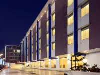 Hampton by Hilton Vadodara-Alkapuri Hotels near Fiesta Farm