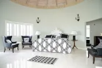 Khastle Khodero Hotel a 