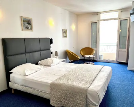 Le National Hotels in Sète