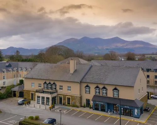 باركافون هوتل فنادق في كيلارني