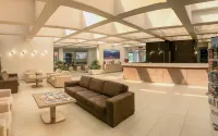 Hotel Holiday