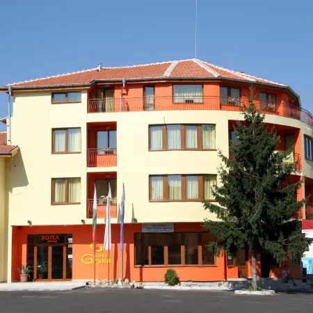 Hotel Grand