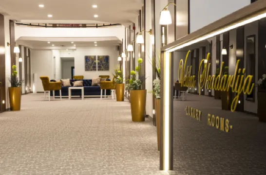 Luxury Rooms Velika Skadarlija Отели рядом с достопримечательностью «Скадарлия»