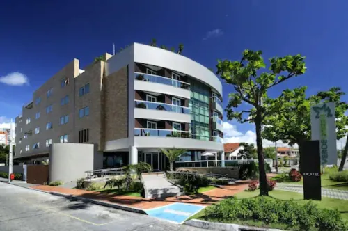 Verdegreen Hotel - parking