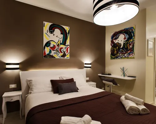 Guest House Grazioli Hotels near Palazzo Venezia