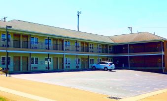 Lodging on the Square
