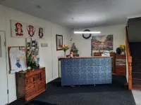 Flying Spur Motel - 2-Star