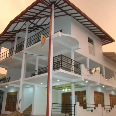 See Fox Hill Resort