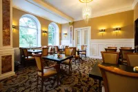Milling Hotel Plaza - breakfast