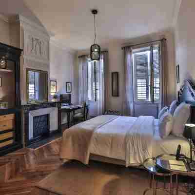 Hôtel de la Villeon Rooms