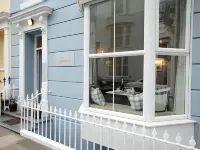 Lindholme Guest House Hotels in Tenby