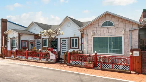 Sokcho Seohyeon Ine Pension