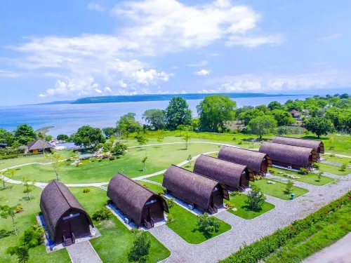 Samawa Seaside Resort Hotels in Labuhan Badas