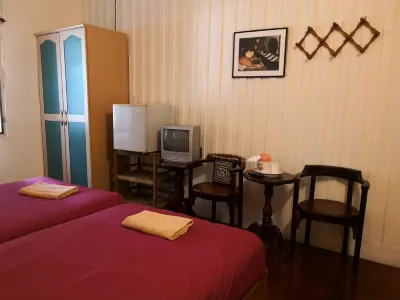 Baan Somboon Guesthouse Hotell i Nong Phlap