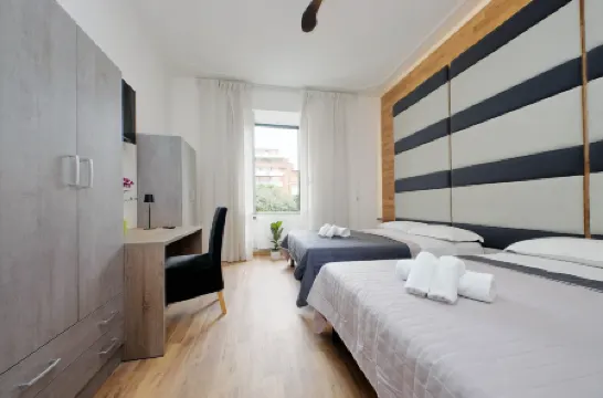 I Pini di Roma - Rooms & Suites Отели рядом с достопримечательностью «Порта-Маджоре»