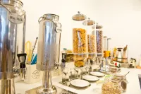 Bloom Hotel - Calangute - breakfast