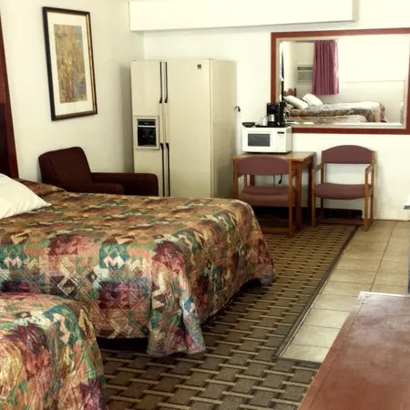 Executive Inn & Suites