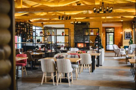 CORNELIA DELUXE RESIDENCE Отели в г. Разлог