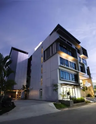 Luxsna Residence Hotel di Hat Yai North