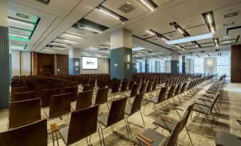Radisson Hotel & Suites Gdansk