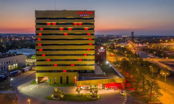 Airport Hotel Basel - Convenient & Friendly