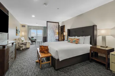 Oxford Hotel Bend Hotels near Mockingbird Gallery