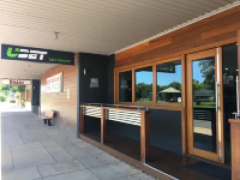 โรงแรมเดอะ คอมเมอร์เชียล โมเทล