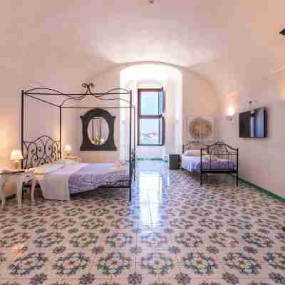 Hotel Torre Dei Borboni Rooms
