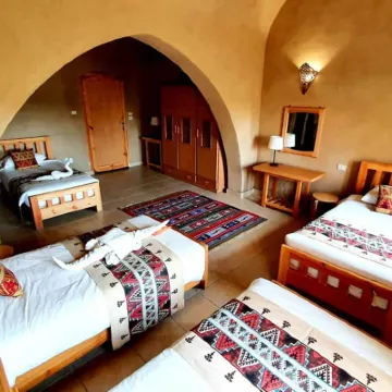 Embrace Hotel Hotels near West Bank