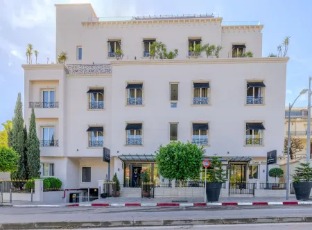 Lalla Doudja Hotel Отели рядом с достопримечательностью «Abou bakr esseddik Mosque»