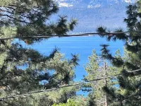 Lake View Stylish Timber House - South Lake Tahoe. Nevada Hotels in Zephyr Cove–Round Hill Village