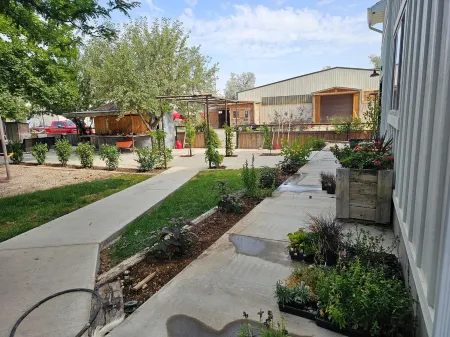 Charming barn in Nephi with WiFi and AC - perfect getaway