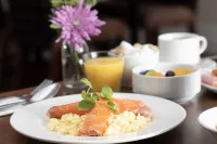 CBH Scotlands Spa Hotel - 朝食