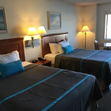 Harbor Lights Resort Отели в г. Франкфорт