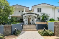Eco Beach Resort Hotels near Byron Beach
