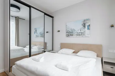 RentPlanet - Apartamenty Jagiellońska Отели рядом с достопримечательностью «Multioutlet Sp. z o.o.»