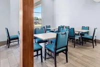 SureStay Plus by Best Western Beaumont - breakfast