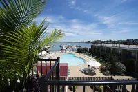 Molly Pitcher Inn - Pools