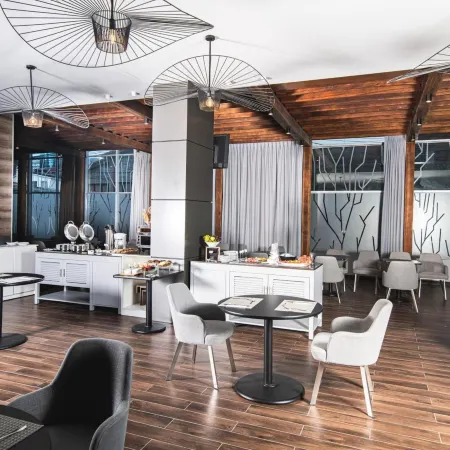 Hotel Rennova