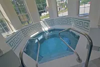 Senator Inn & Spa - Hot Tub