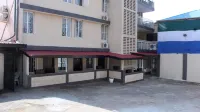 Metro Hotel Hotels near British Council