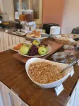 The Manor Guest House - breakfast
