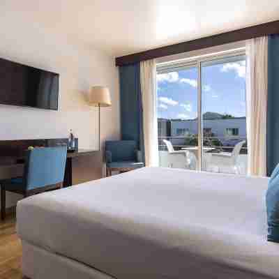 Hotel Vale Do Navio Rooms