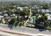 Pranaluxe Pool Villa Holiday Home