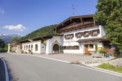 Hotel Neuhäusl Superior Hotels in Berchtesgaden