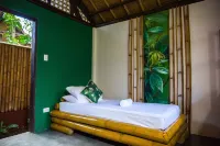 Fox & the Firefly Cottages Hotels in Loboc