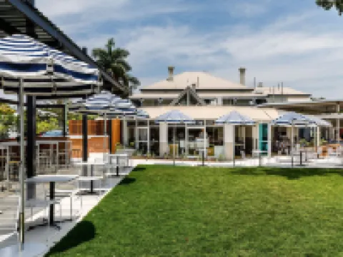 The Waterloo Bay Hotel Hotels in Wynnum