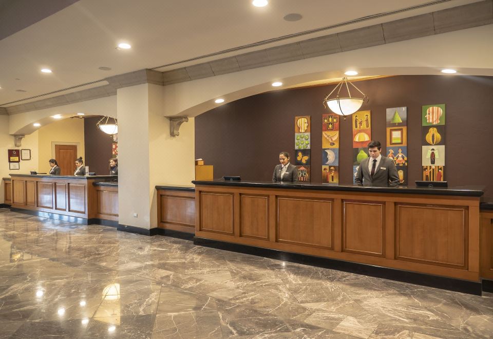 크라운 플라자 몬테레이 바이 IHG